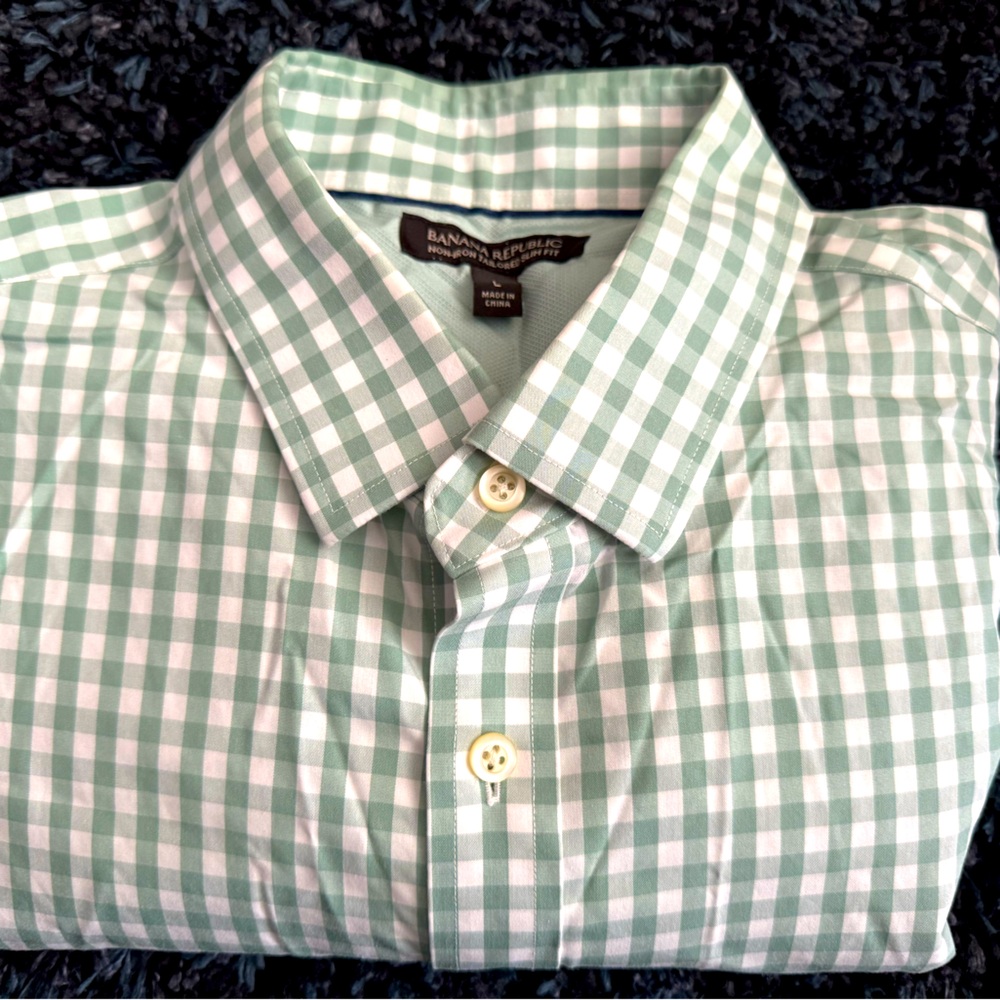 Men’s Button Down Shirt. Long Sleeve